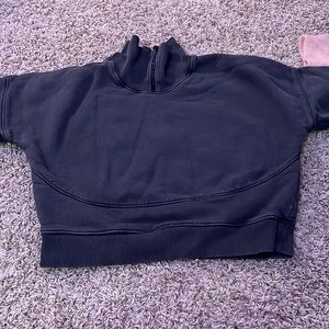 Gray crewneck activewear